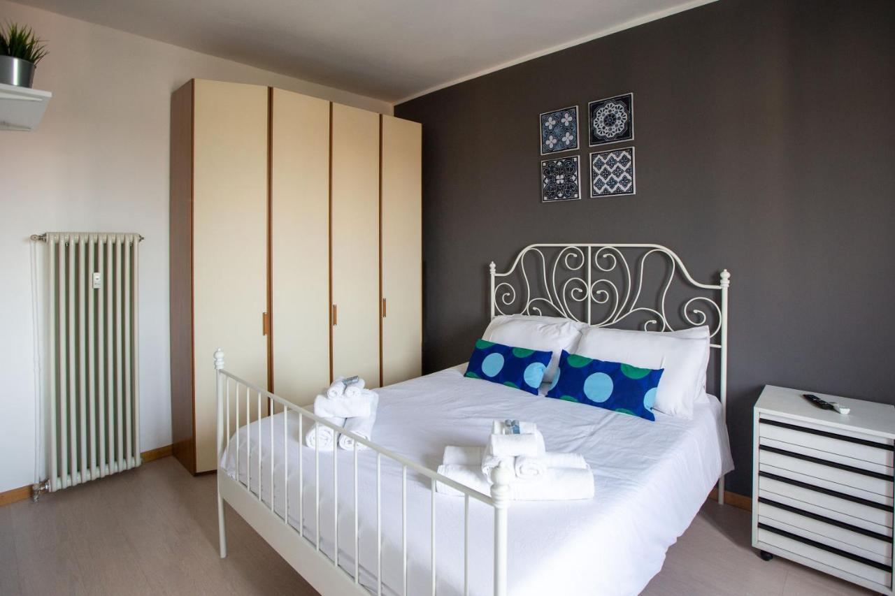 Apartment - Sacchini 16 Милано Екстериор снимка
