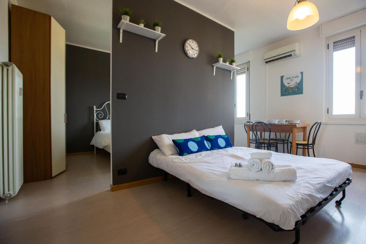 Apartment - Sacchini 16 Милано Екстериор снимка